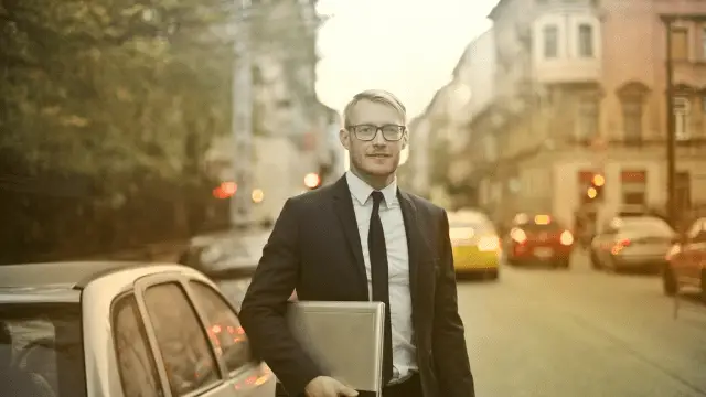 Highest-paying-jobs-in-India-for-fresher CEO